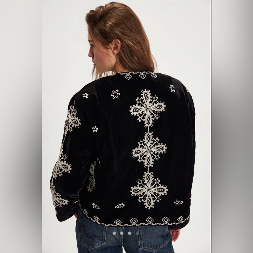 New Free People Mia Black Velvet Jacket size Small - Picture 2 of 16